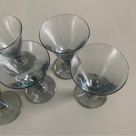 Smoked Gray Colored Unbranded 3” Shot Glassware - Set Of 5 - Picture 10 of 10